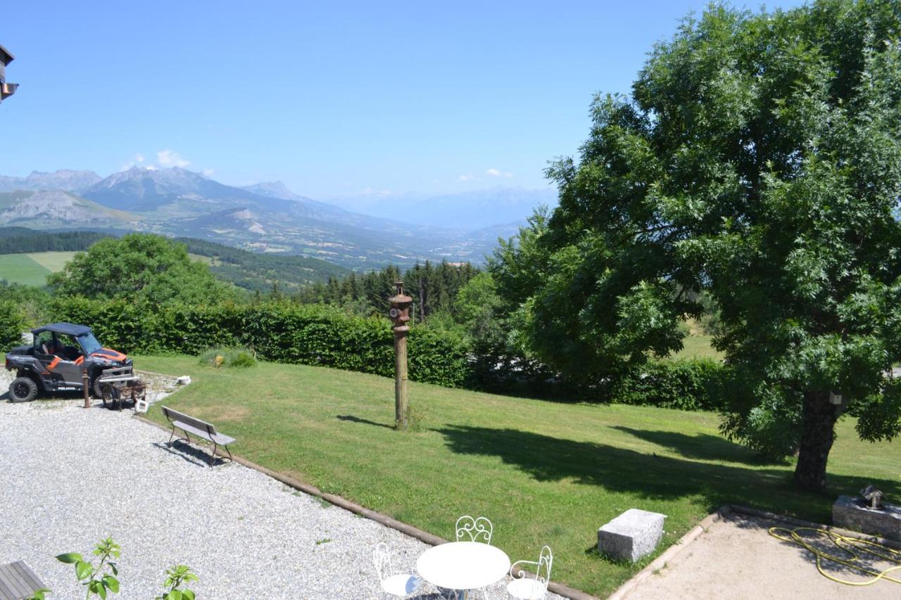 Chateau Serigues Gap Exterior foto